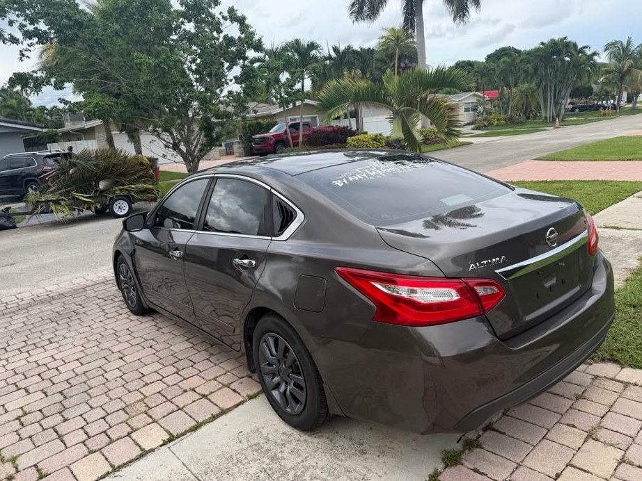 2017 Nissan Altima 2.5 Platinum