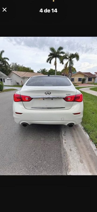 2015 Infiniti Q50 3.7 Premium
