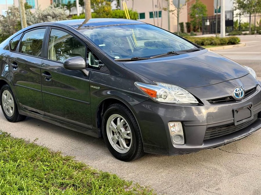 2010 Toyota Prius IV Hatchback
