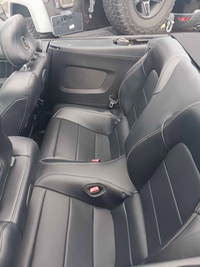 2017 Ford Mustang Convertible 2D