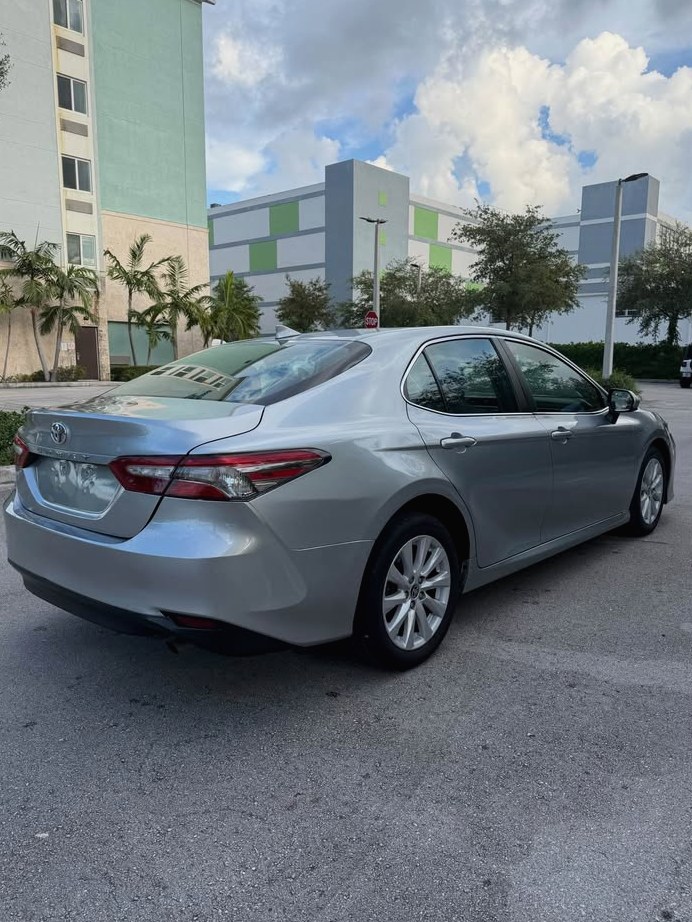 2020 Toyota Camry LE Sedan