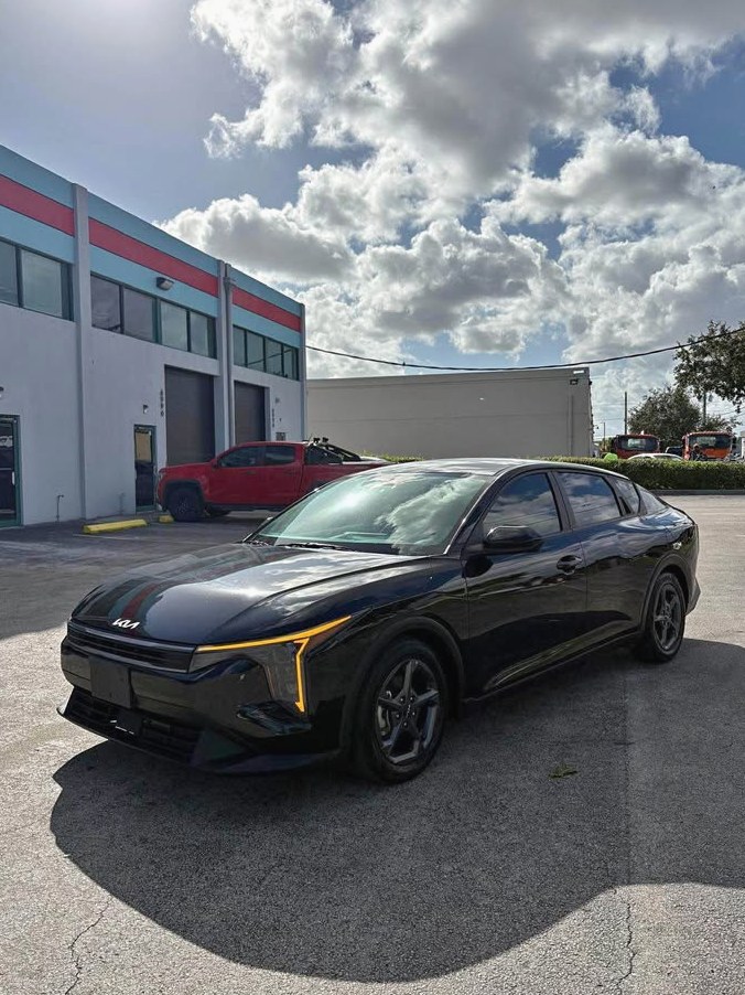2025 Kia K4