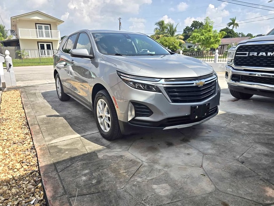 2023 Chevrolet Equinox LS Sport