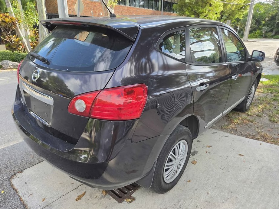 2013 Nissan Rogue S Sport