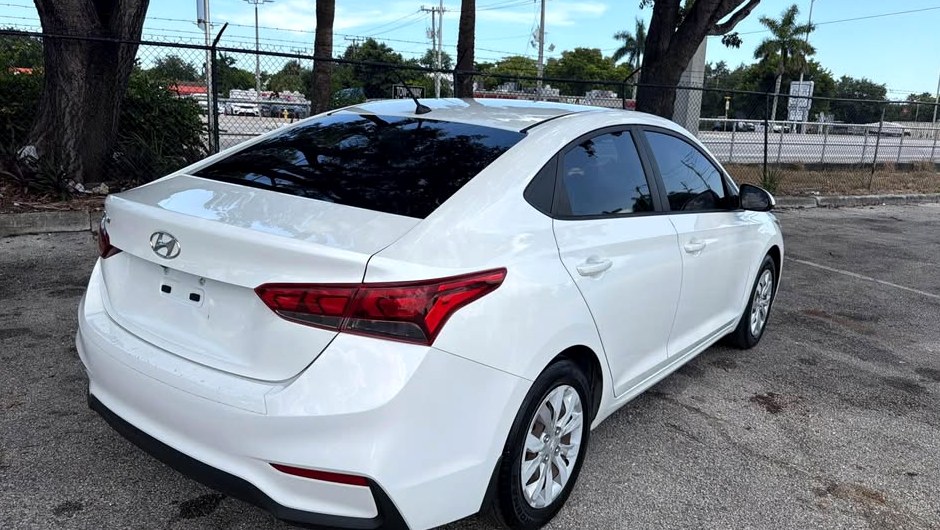 2019 Hyundai Accent Sedan 4D