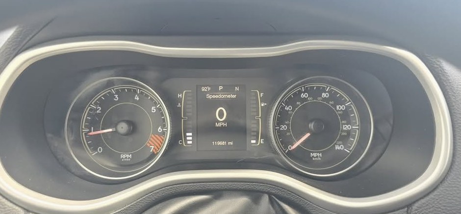 2014 Jeep Cherokee sport »