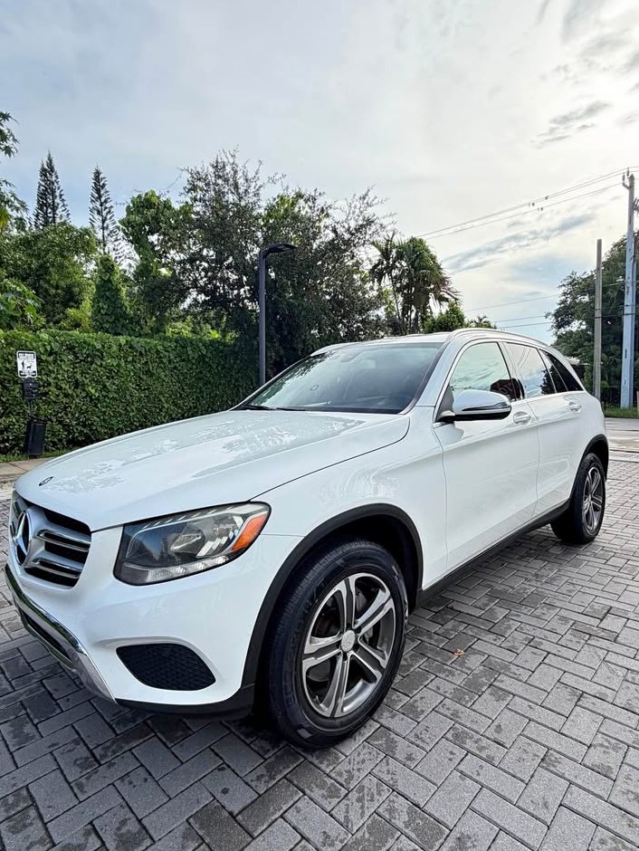 2016 Mercedes-Benz GLC 300 Sport