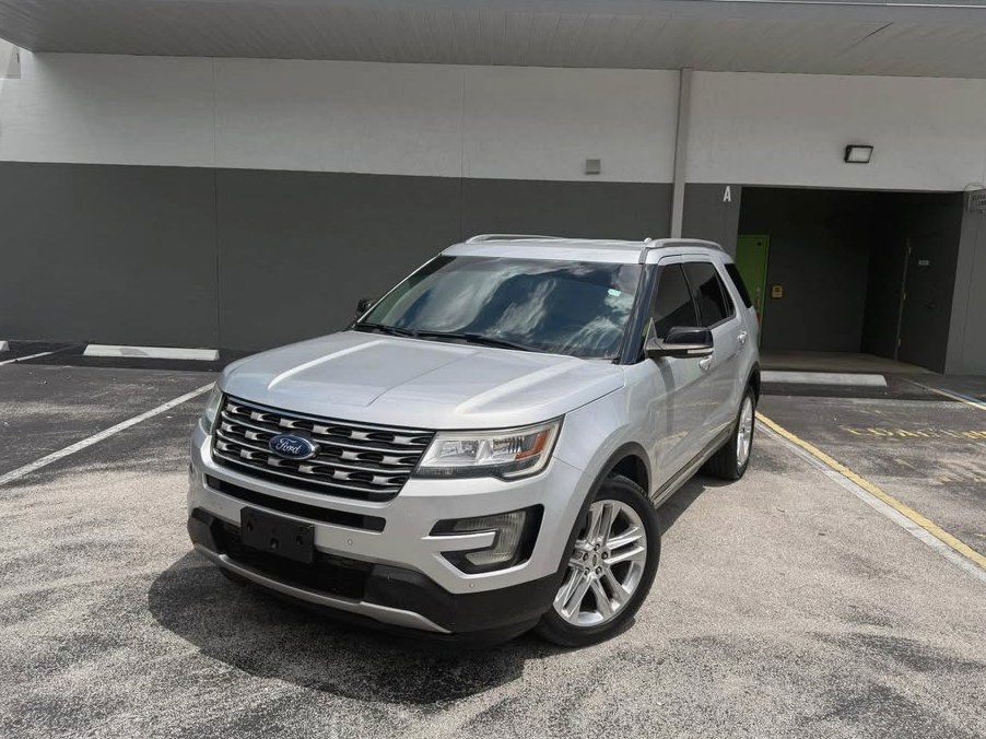 2016 Ford Explorer XLT Sport