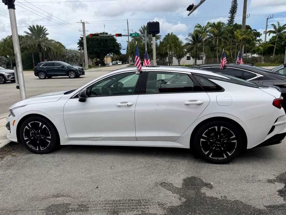 2022 Kia K5 GT-Line Sedan