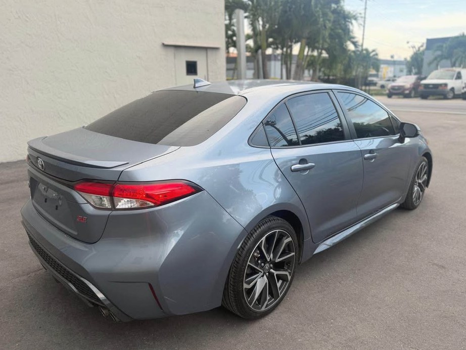 2022 Toyota Corolla SE Sedan