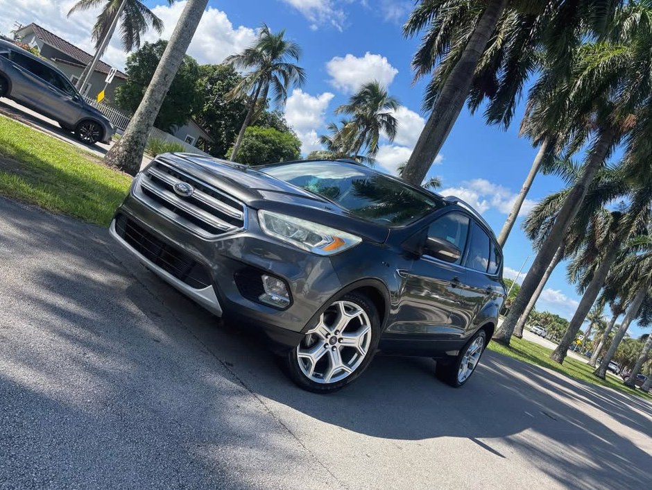 2017 Ford Escape Titanium Hybrid