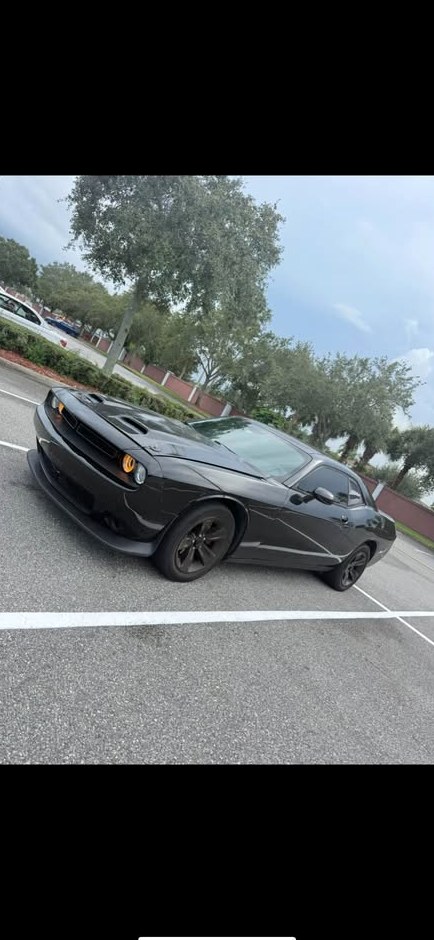 2015 Dodge Challenger SXT Plus