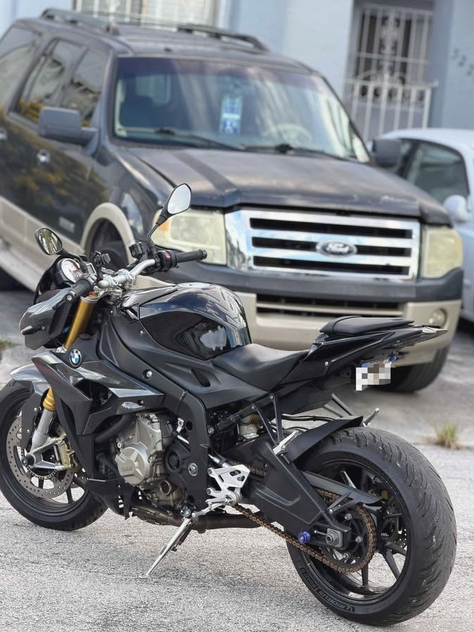 2016 BMW S1000