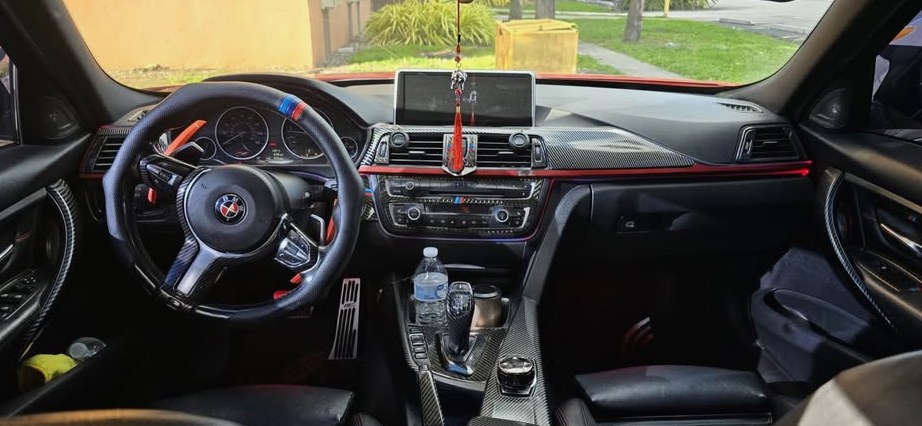 2012 BMW 3 series 335i