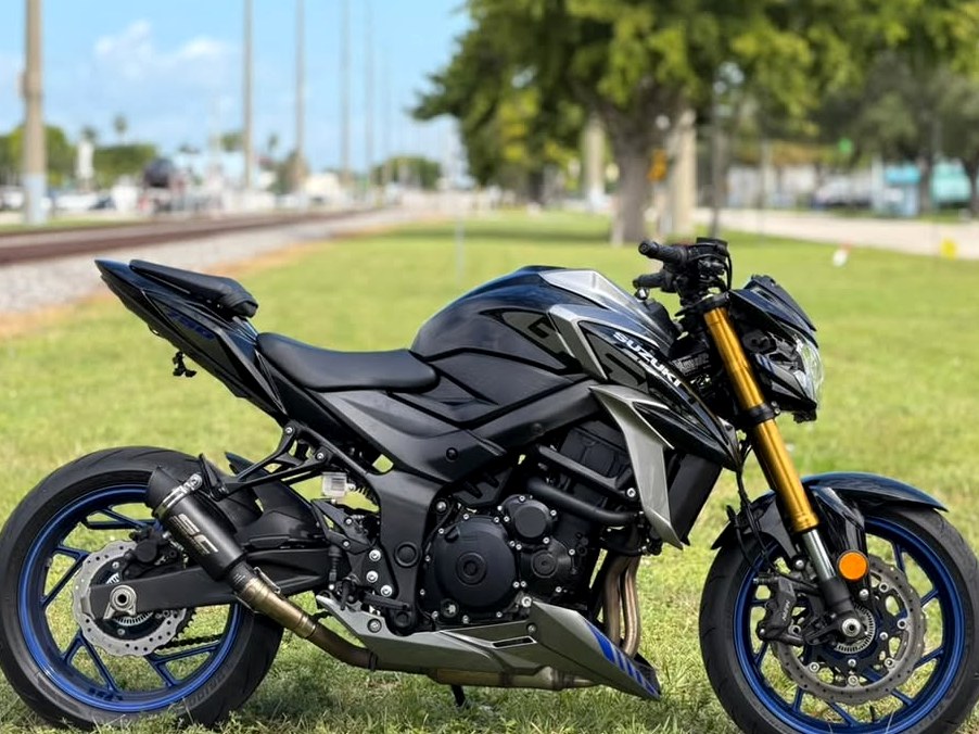 2021 Suzuki Gsxs
