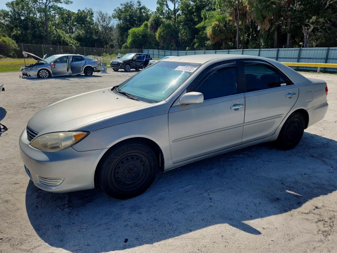 2005 Toyota Camry