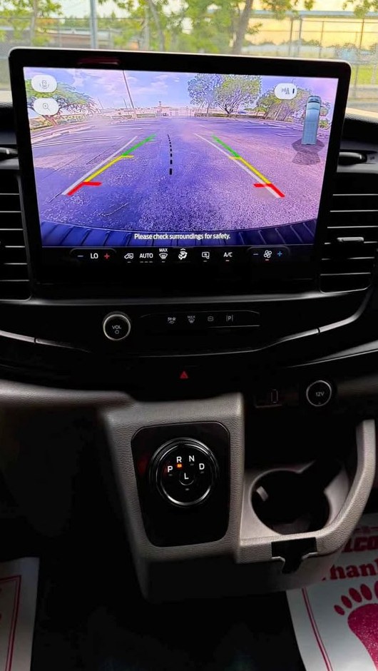 2023 Ford Transit 250 Cab