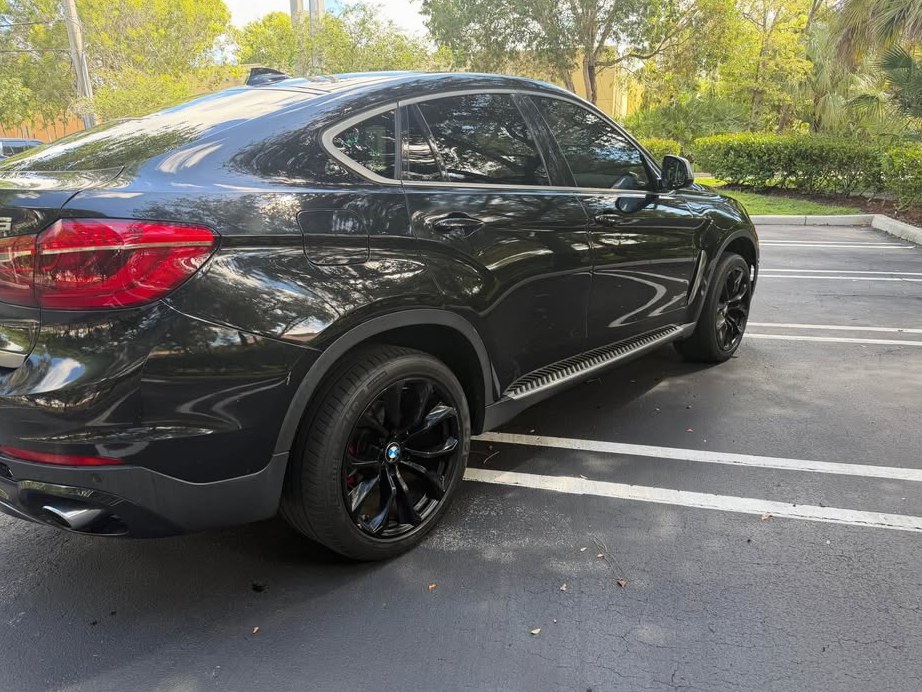 2015 BMW X6 35i Sport