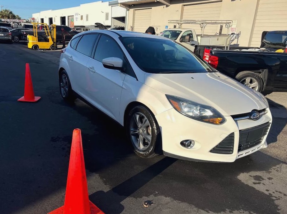 2014 Ford Focus Titanium Hatchback