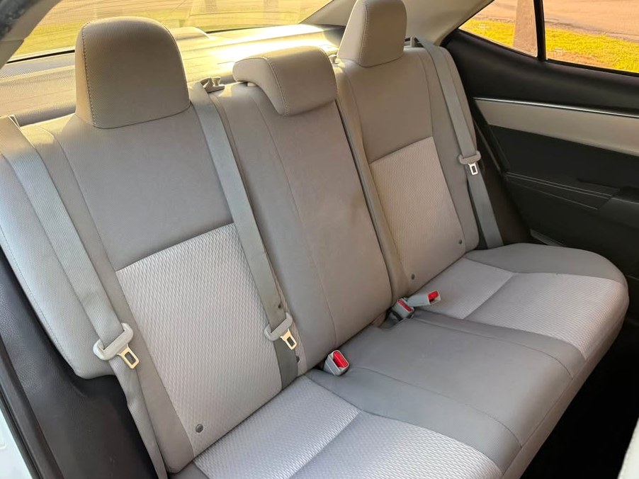 2014 Toyota Corolla LE Sedan