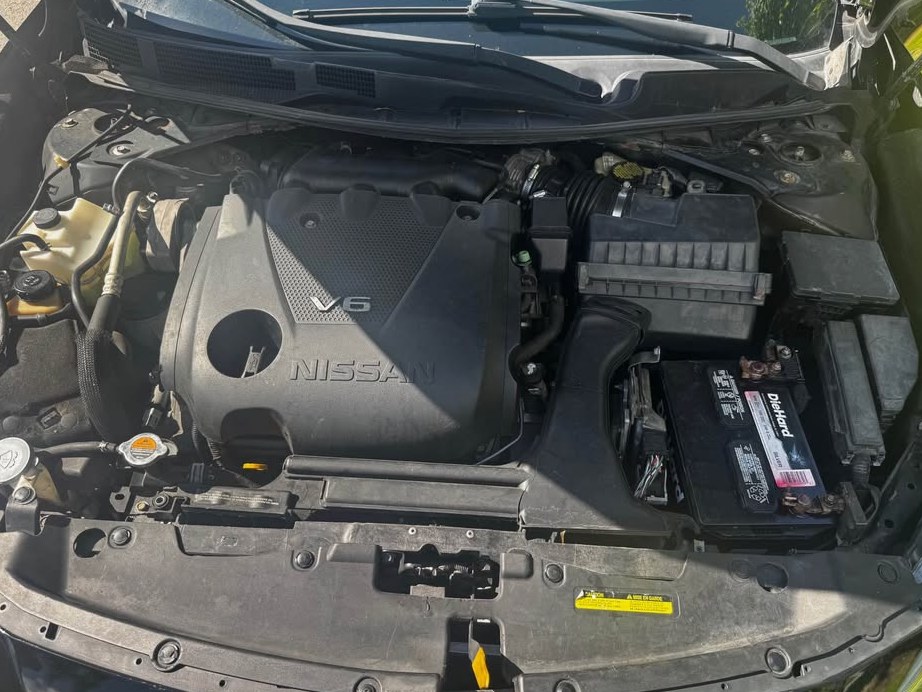 2016 Nissan Maxima SR Sedan