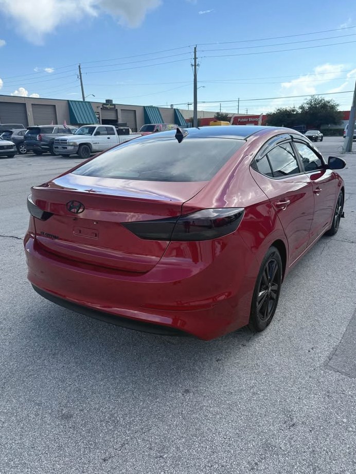 2018 Hyundai Elantra SEL Sedan