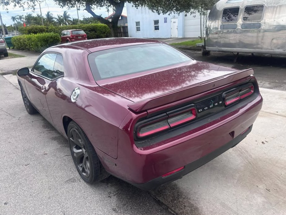 2017 Dodge Challenger R/T Coupe