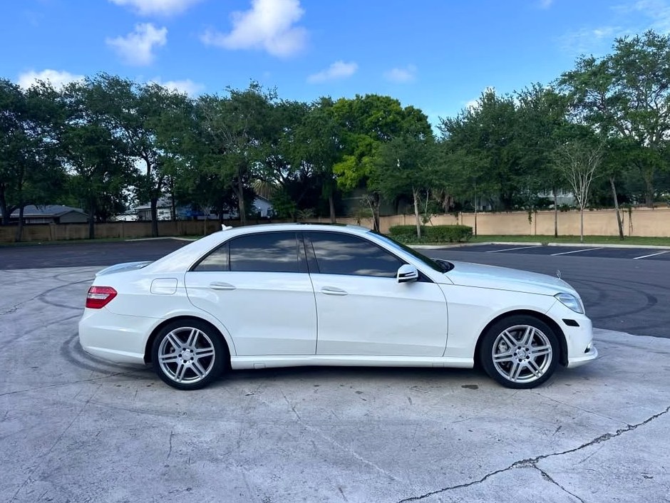 2010 Mercedes-Benz E-class — 158k