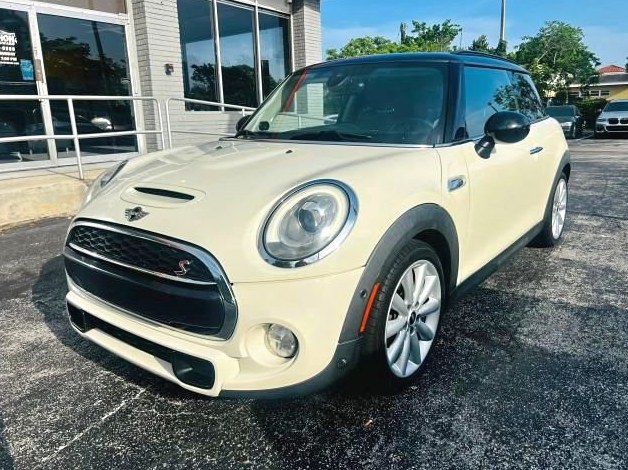 2015 Mini Cooper s hatchback