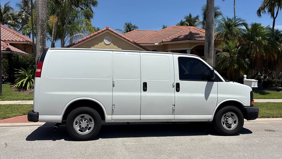 2015 Chevrolet Express 2500 cargo