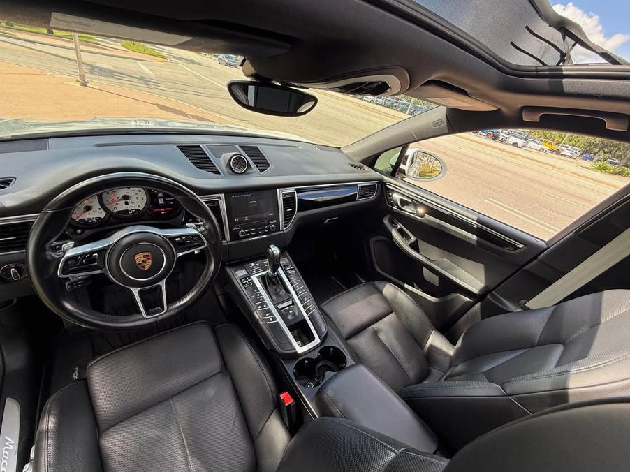 2018 Porsche Macan