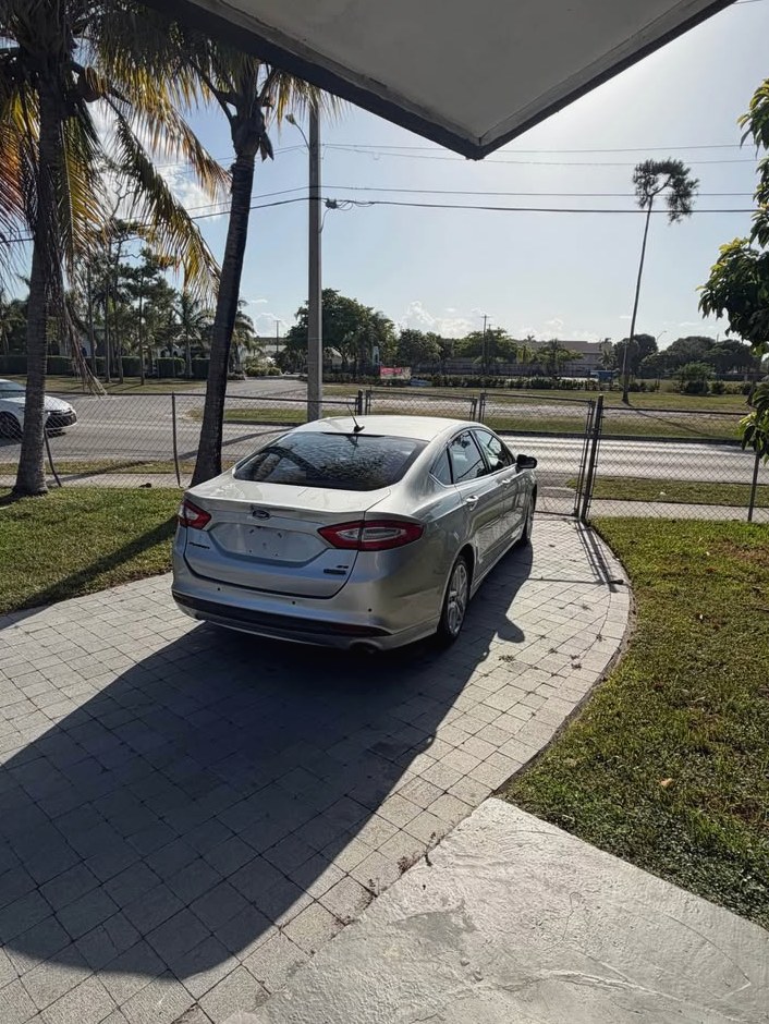 2015 Ford Fusion Platinum Sedan