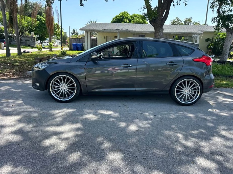 2016 Ford Focus st Hatchback