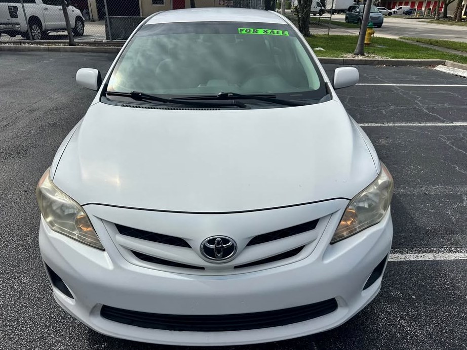 2012 Toyota Corolla LE Sedan