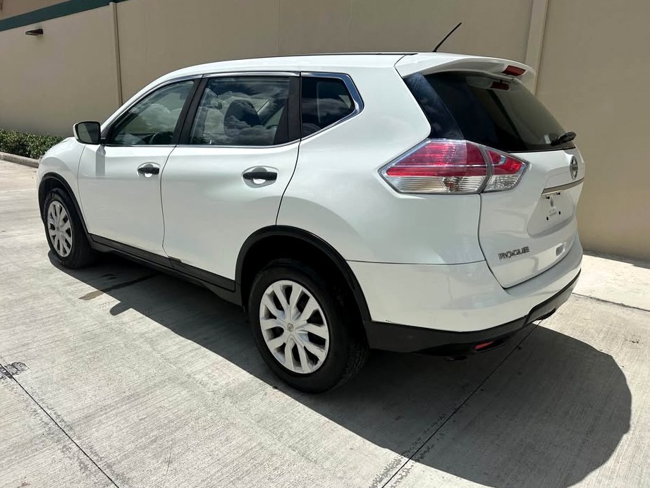 2016 Nissan Rogue S Sport