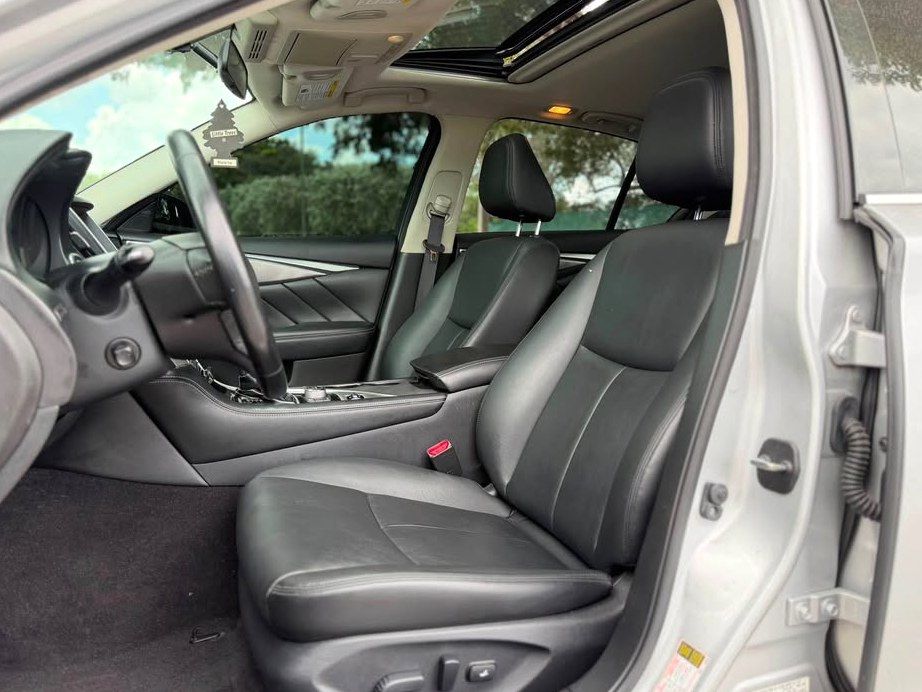 2017 Infiniti Q50 2.0t Sedan