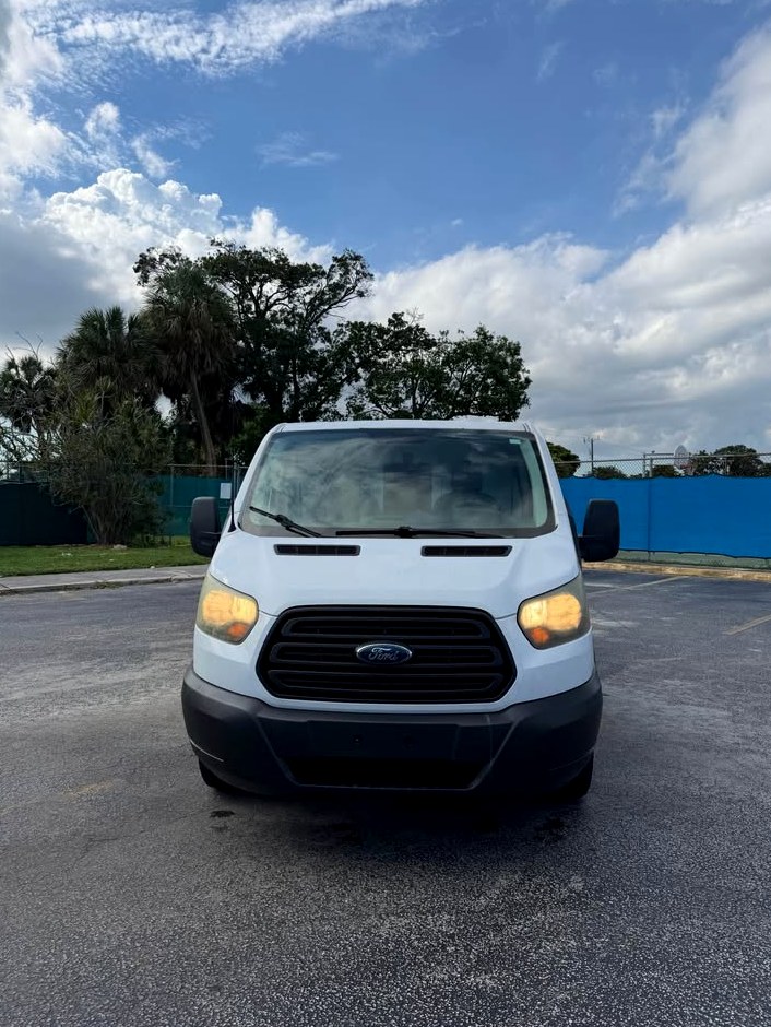 2015 Ford Transit 350 cargo