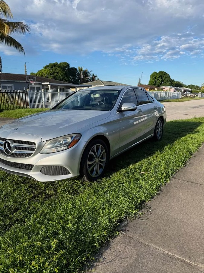 2015 Mercedes-Benz C-class C 300