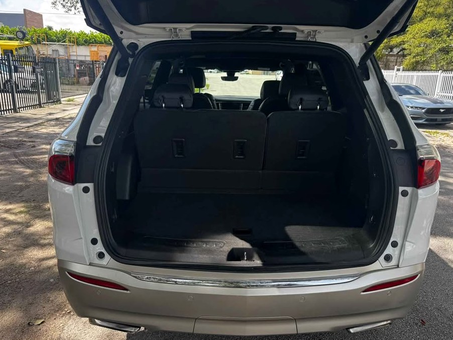 2022 Buick Enclave Leather Sport