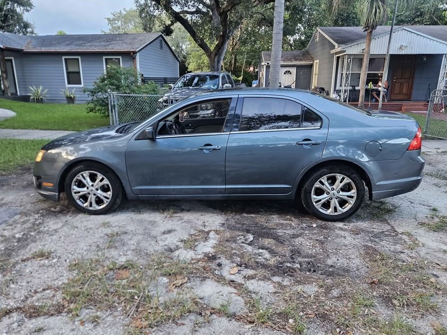2012 Ford Fusion SE Sedan