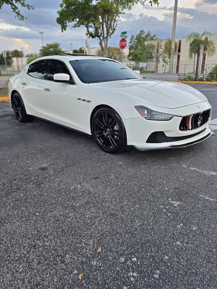 2016 Maserati Ghibli
