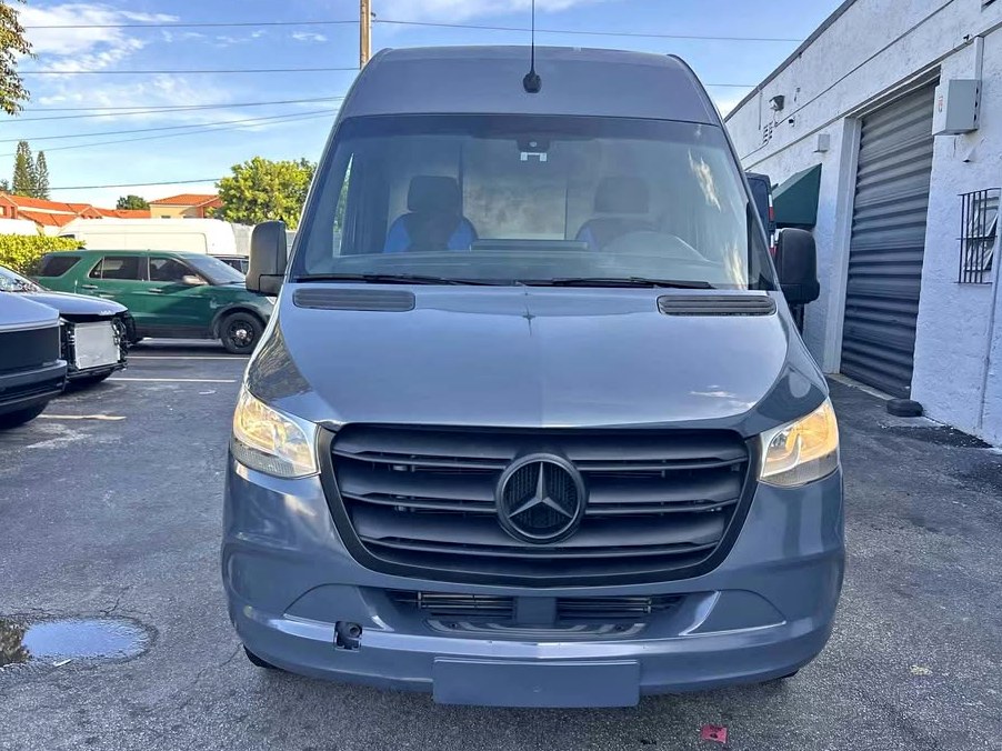 2019 Mercedes-Benz Sprinter 2500 cargo