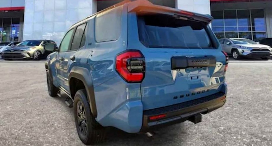 2024 Toyota Sequoia Platinum Sport