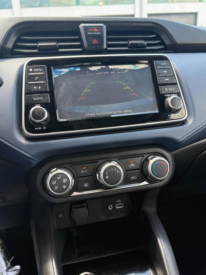 2023 Nissan Versa Sedan 4D