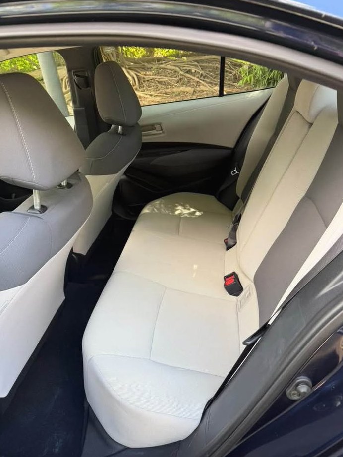 2022 Toyota Corolla LE Sedan