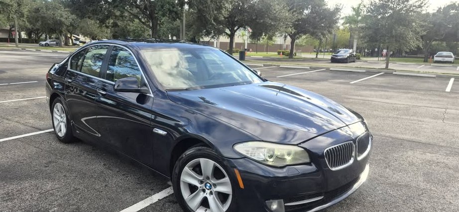 2013 BMW 5 series 528i