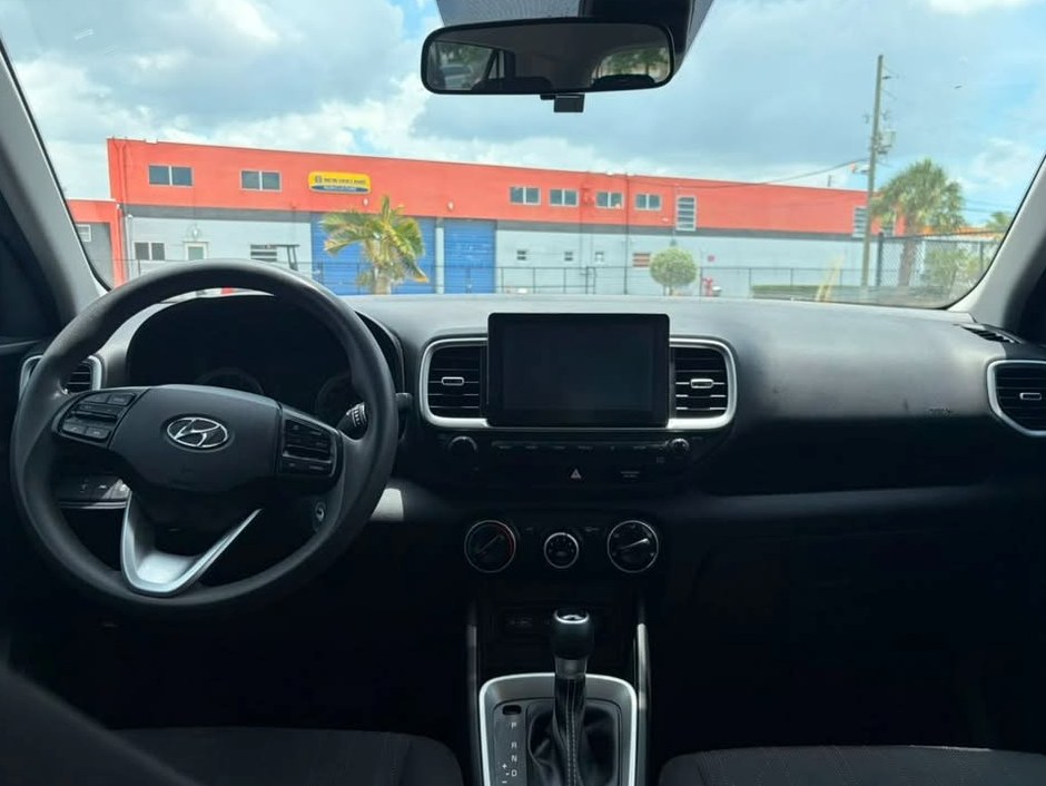 2022 Hyundai Venue se