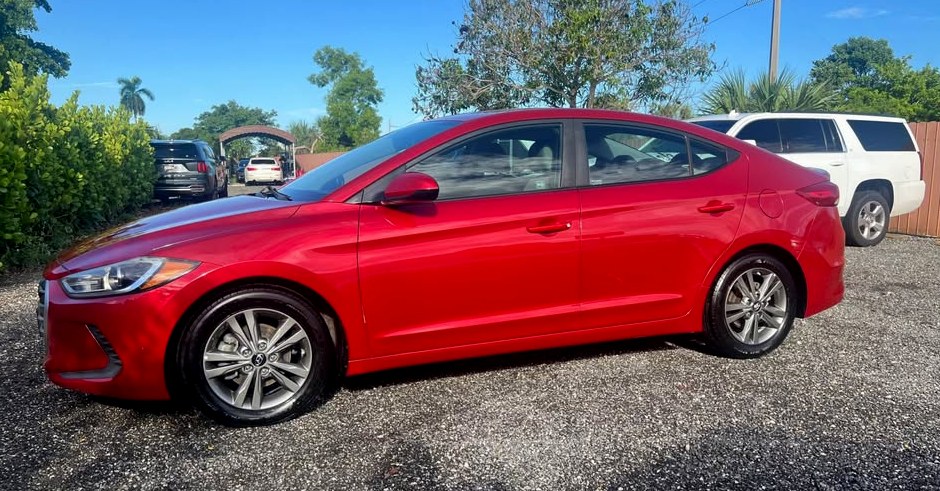 2018 Hyundai Elantra SE Sedan