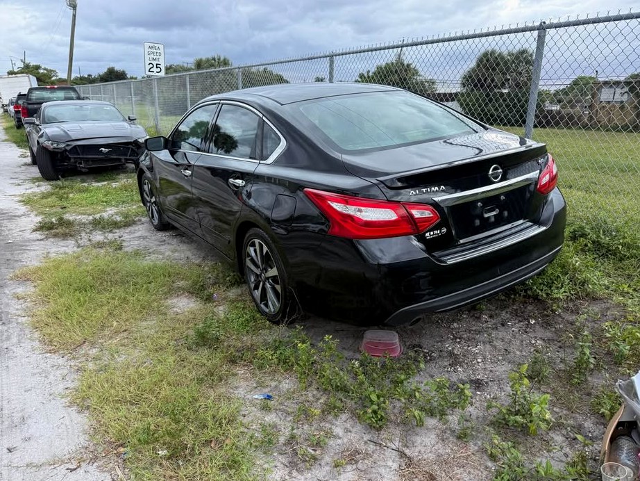 2016 Nissan Altima 2.5 SV