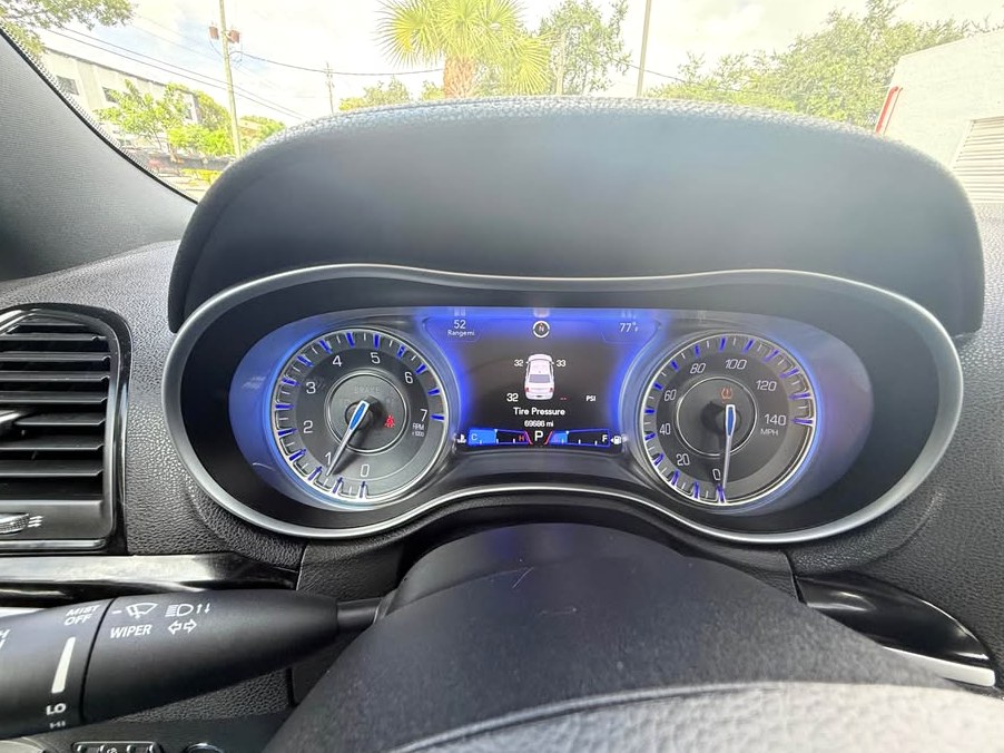 2022 Chrysler 300S Sedan 4D